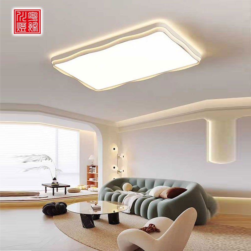 平板客厅灯